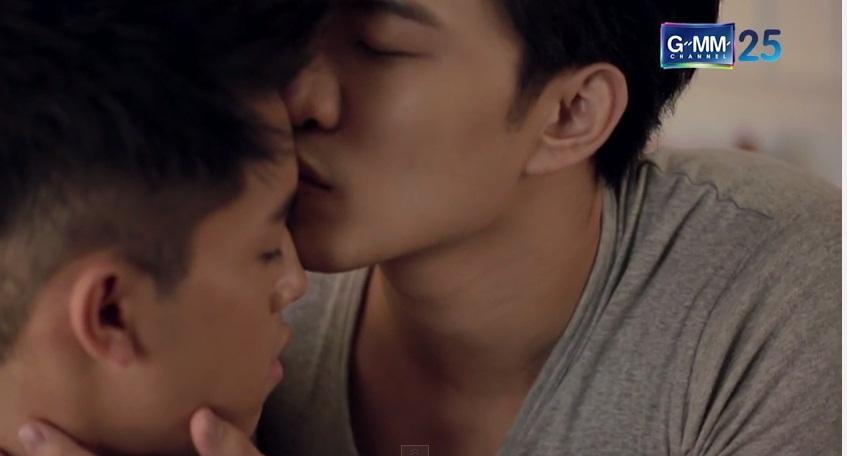เฮ้ย !! ทำไรกันวะ กูเสียว