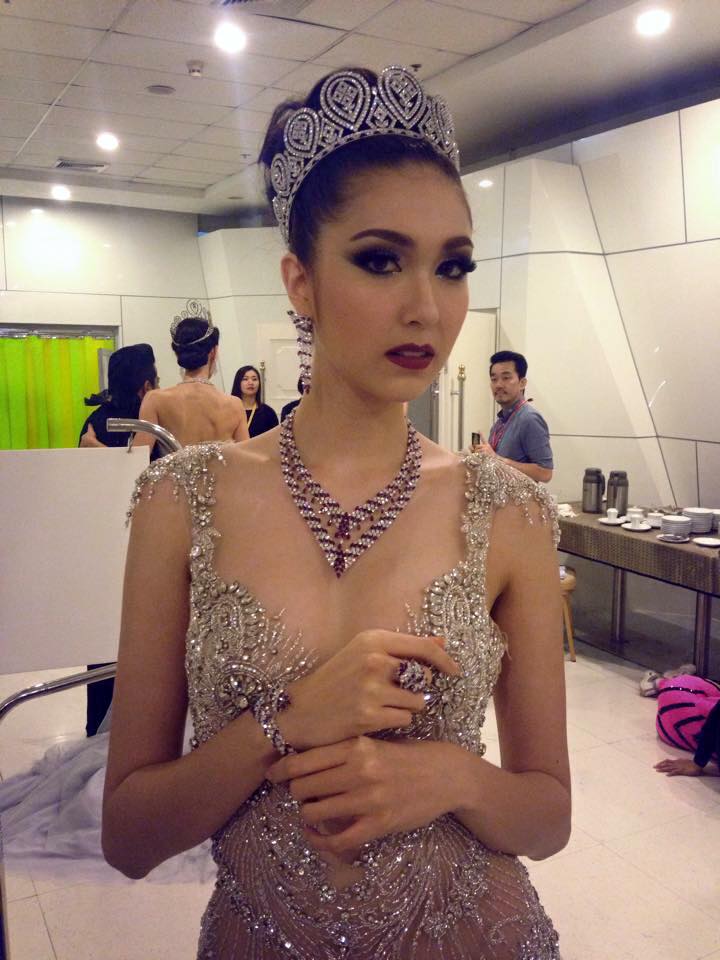 แอลลี่-พิมบงกช Miss Universe Thailand 2014 ออกงานล่าสุด
