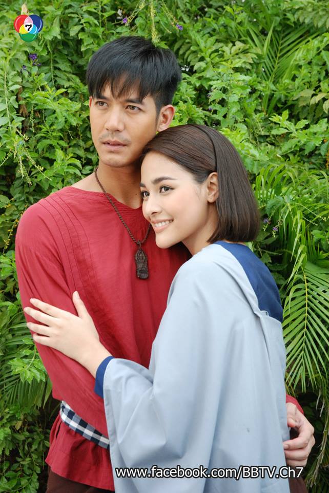 เวียร์+ปุ๊กลุ๊ค+ยุ้ย นำทีมนักเเสดงคับคั่งบวงสรวงละครโศกนาฏกรรมความรักชื่อดัง "เพื่อนเเพง"
