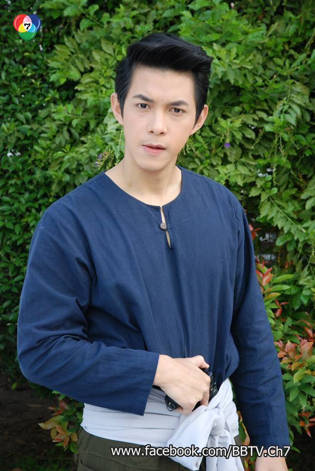 เวียร์+ปุ๊กลุ๊ค+ยุ้ย นำทีมนักเเสดงคับคั่งบวงสรวงละครโศกนาฏกรรมความรักชื่อดัง "เพื่อนเเพง"