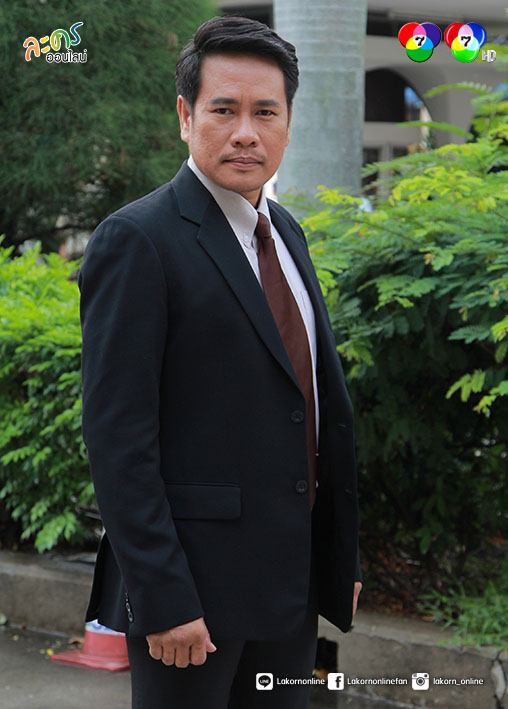 จิณณ์ จิณณะ & พลอย รัญดภา นำทีมนักเเสดงคับคั่งบวงสรวงละครเเฟนตาซี "ยอดมนุษย์ดาบเทวดา"