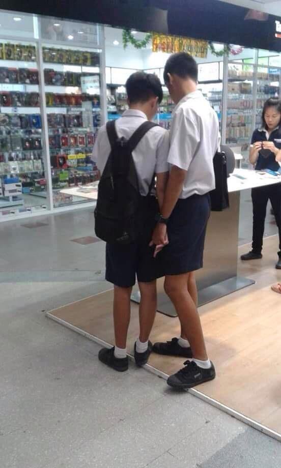 เด็กๆ รัก กๅน ^^