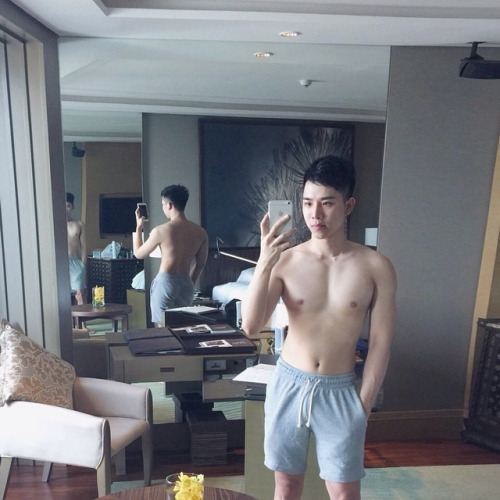 เรามาหนึ่งสอง ซั่ม ซั่มซั่ม ซั่ม ซั่ม!