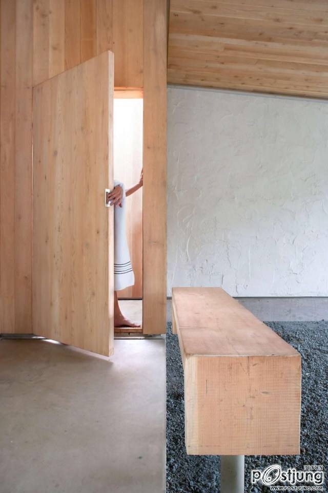 Brown Cabin by D&rsquo;arcy Jones Architecture