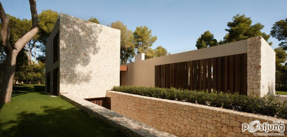 El Bosque House by Ramon Esteve Estudio
