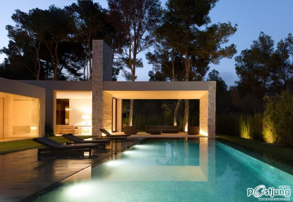El Bosque House by Ramon Esteve Estudio
