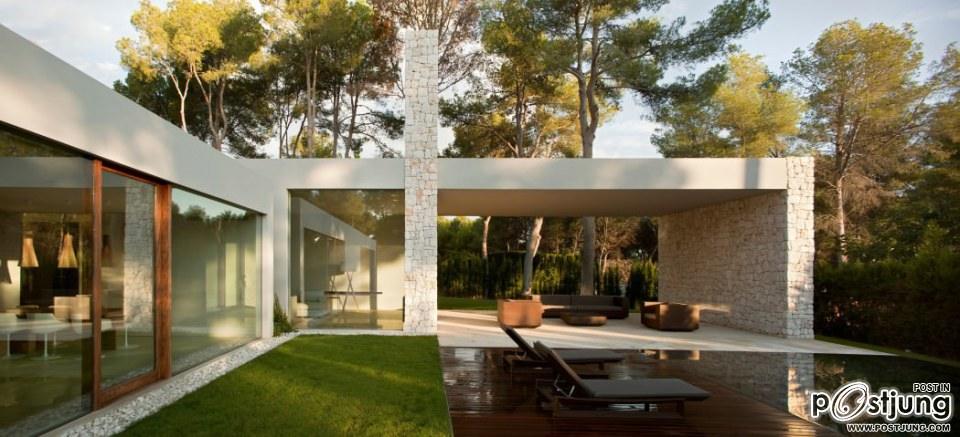 El Bosque House by Ramon Esteve Estudio
