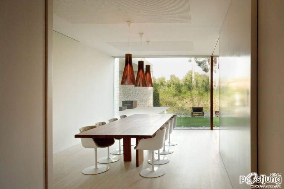 El Bosque House by Ramon Esteve Estudio