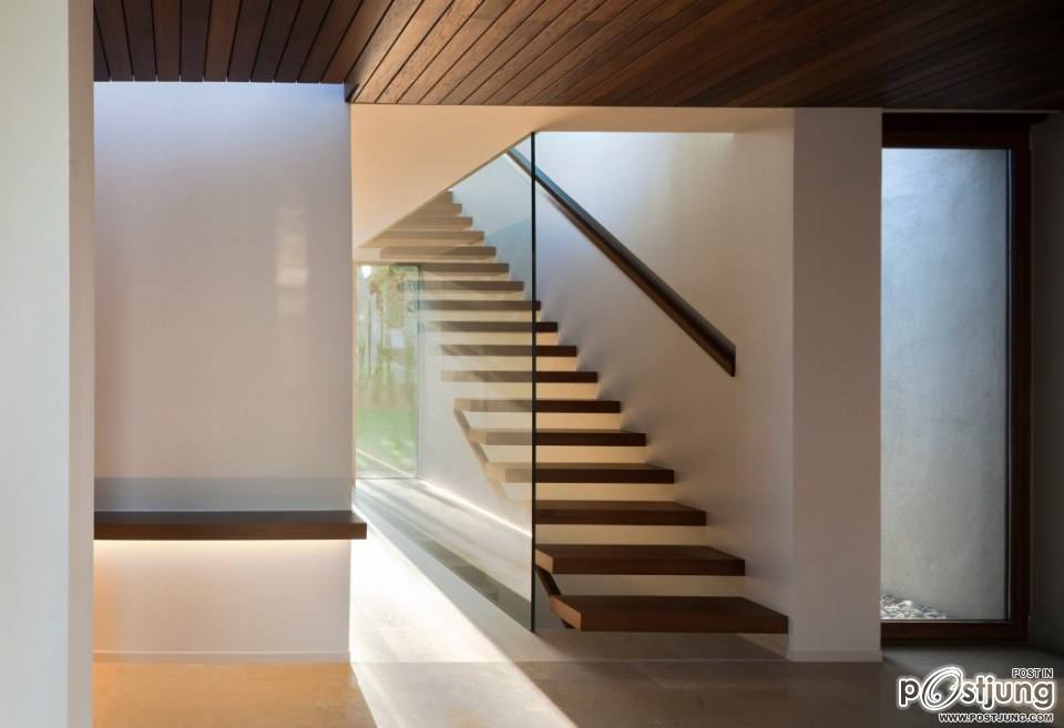 El Bosque House by Ramon Esteve Estudio