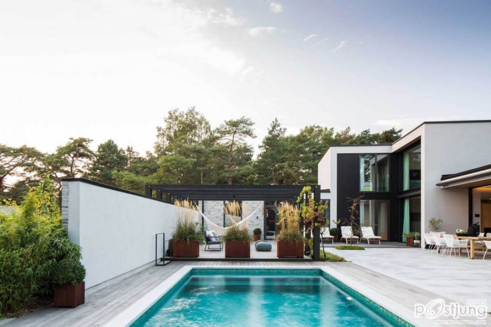 Villa J by Johan Sundberg