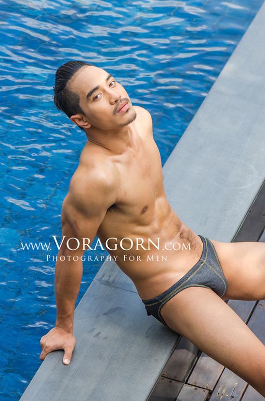 www.voragorn.com 1