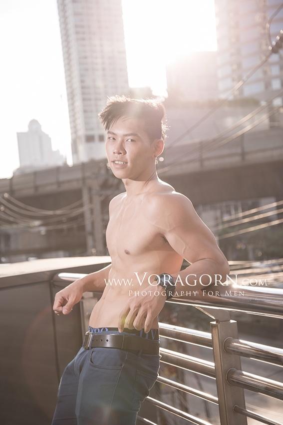 www.voragorn.com 2