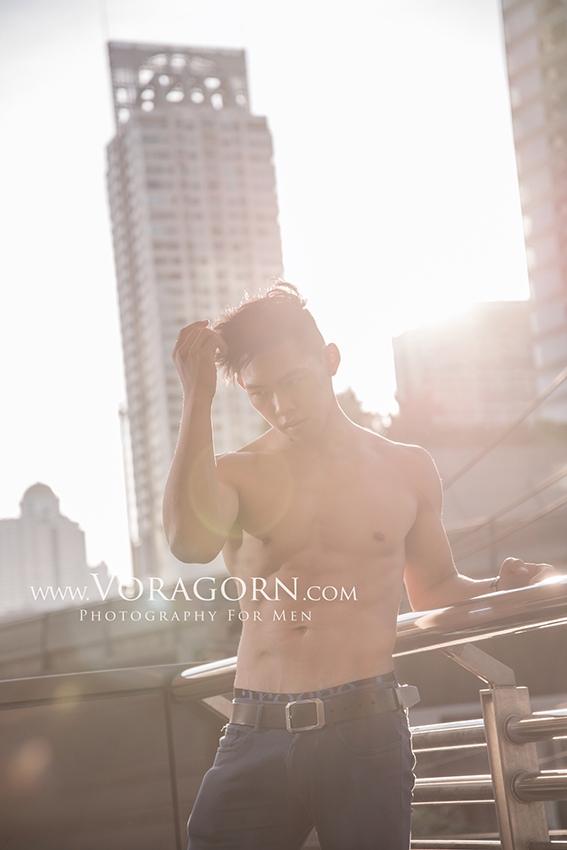 www.voragorn.com 2
