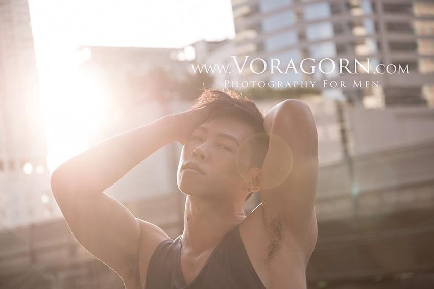 www.voragorn.com 2