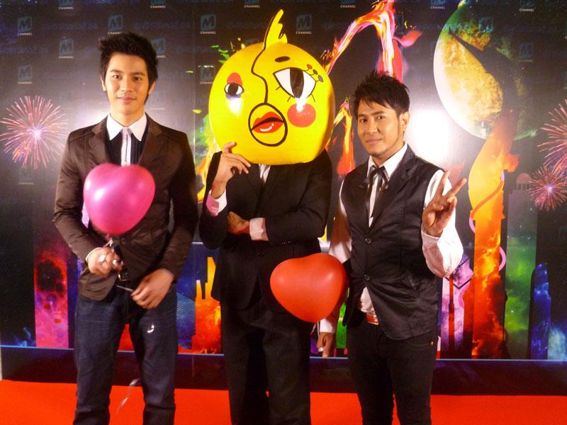 อีเจี๊ยบ บุกงานสุพรรณหงส์!!!