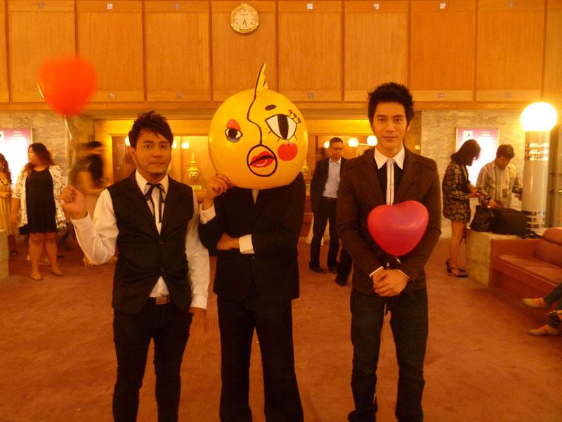 อีเจี๊ยบ บุกงานสุพรรณหงส์!!!