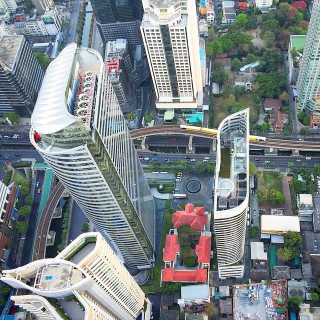 "บ้านหลวงสาทรราชายุกต์" บ้านเก่าแก่ท่ามกลางตึกสูงระฟ้า ที่ยังอนุรักษ์ไว้ใจกลางกรุงเทพ