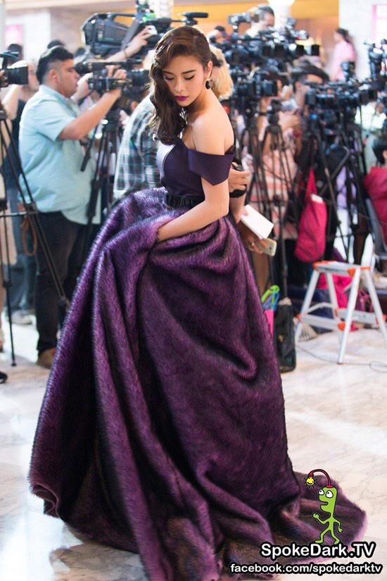 เก้า-สุภัสสรา ชุดเดินพรมแดงสุพรรณหงส์ ครั้งที่ 24 สวยงามดุจเจ้าหญิง