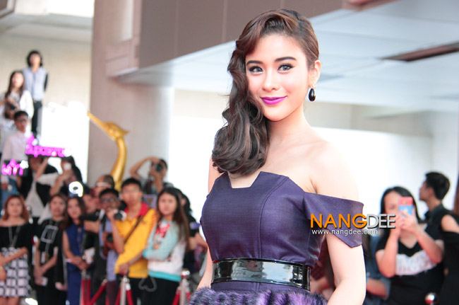 เก้า-สุภัสสรา ชุดเดินพรมแดงสุพรรณหงส์ ครั้งที่ 24 สวยงามดุจเจ้าหญิง