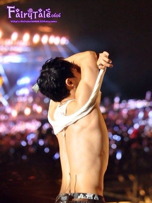 กีกวัง แซ่ปๆๆ