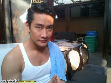 ป้อง ณวัฒน์
