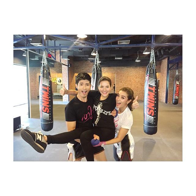 ตูมตาม - วิว @ รายการ วันดีดีกับเจี๊ยบอ้อม (28-2-58)