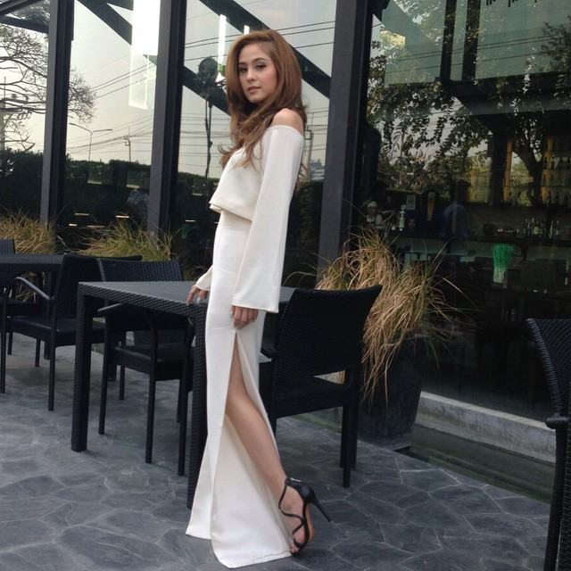 "ขวัญ อุษามณี" ดาวรุ่งมาเเรงช่อง 7 สวยหวานคมดุจเจ้าหญิง!!