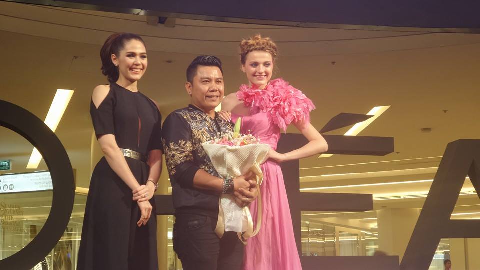 ชมพู่-อารยา ออกงานล่าสุด สวยอินเตอร์เน้นดูแพง ในงาน ‪L'OREAL Paris Makeup Designer Brush Contest