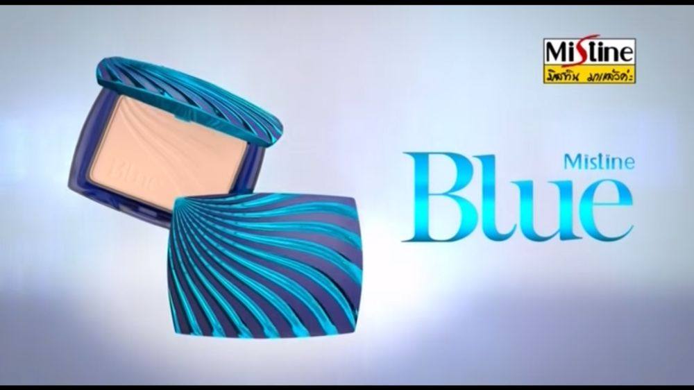 มาแล้ว !! Aum Patchrapa Mistine Blue Locked Lifting Powder ความสวยที่สบัดยังไงก็ไม่หลุด