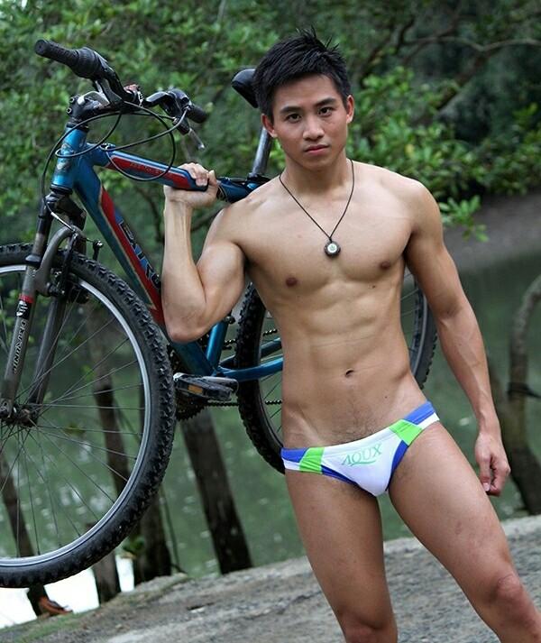 สะกดทุกสายตา