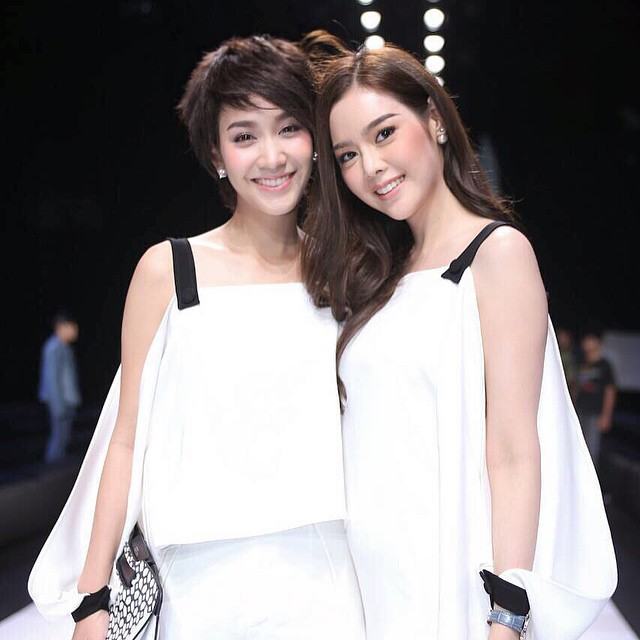 "มิน พีชญา" ในงาน Elle Fashion week 2015 มาในลุคผมสั้น!!