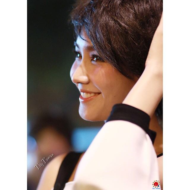 "มิน พีชญา" ในงาน Elle Fashion week 2015 มาในลุคผมสั้น!!