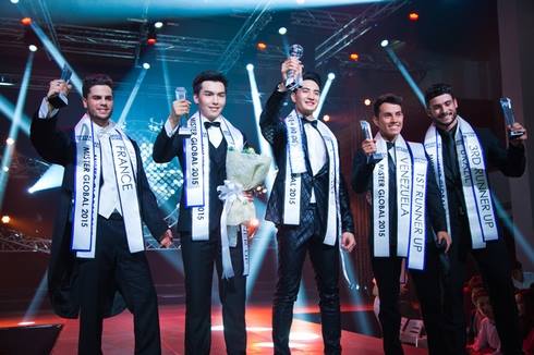 แสดงความยินดีกับ บูม-อภิวัชญ์ หนุ่มไทยคว้าที่ 3 เวที Mister Global 2015
