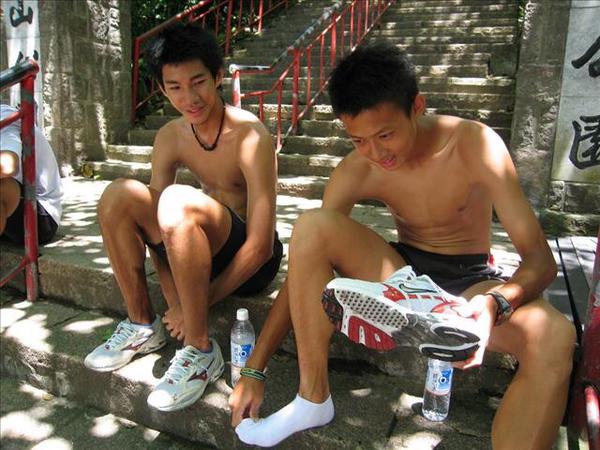 ฟินก่อนเที่ยง