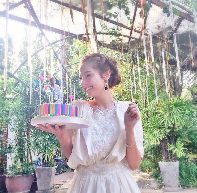 Happy birthday Kwan Usamanee ย้อนหลัง จากกองไม่สิ้นไร้ไฟสวาท