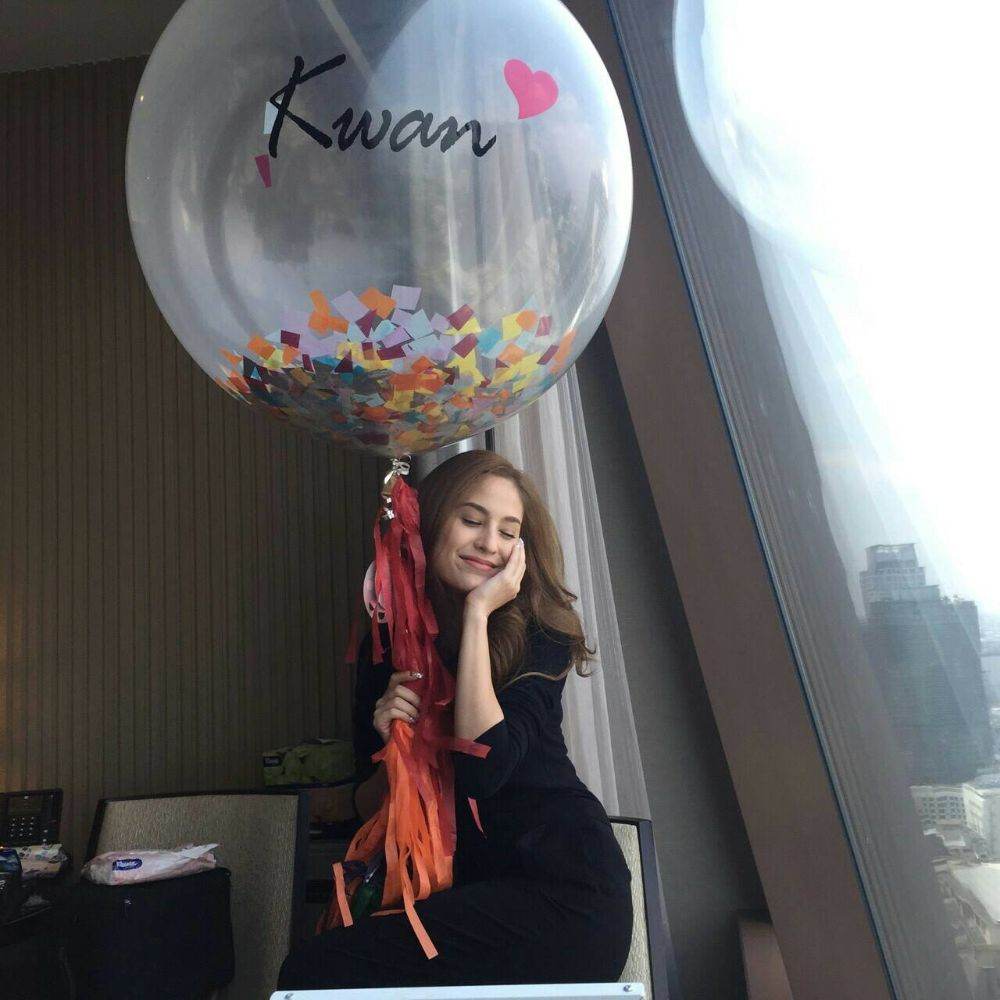 Happy birthday Kwan Usamanee ย้อนหลัง จากกองไม่สิ้นไร้ไฟสวาท