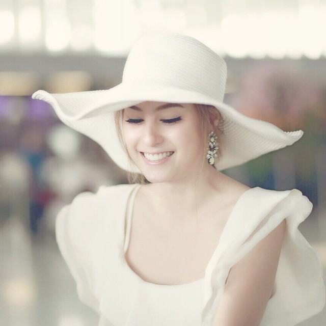 Happy birthday Kwan Usamanee ย้อนหลัง จากกองไม่สิ้นไร้ไฟสวาท