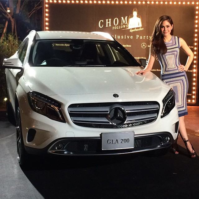 ชมพู่-อารยา ออกงานล่าสุด สวยเรียบหรูอย่างไฮคลาส ในงานรถหรู Mercedes Benz แคมเปญ 'Chom Follow You'