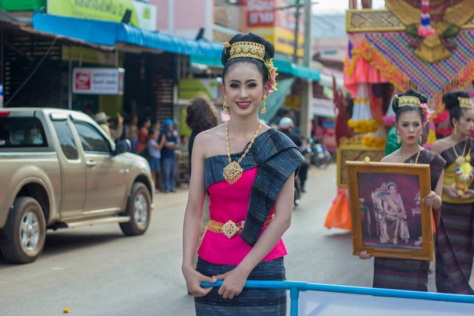 ประเพณีบุญบั้งไฟ อ.วังสามหมอ 2557