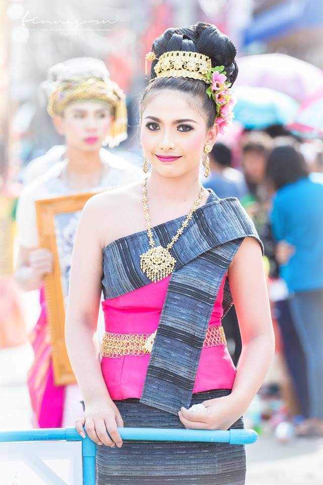 ประเพณีบุญบั้งไฟ อ.วังสามหมอ 2557