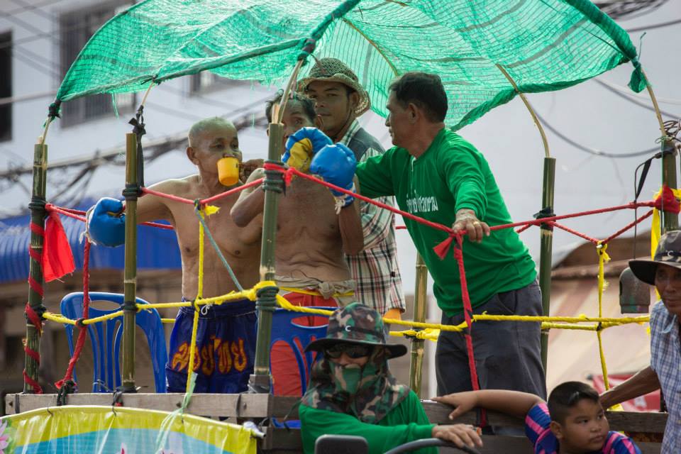 ประเพณีบุญบั้งไฟ อ.วังสามหมอ 2557