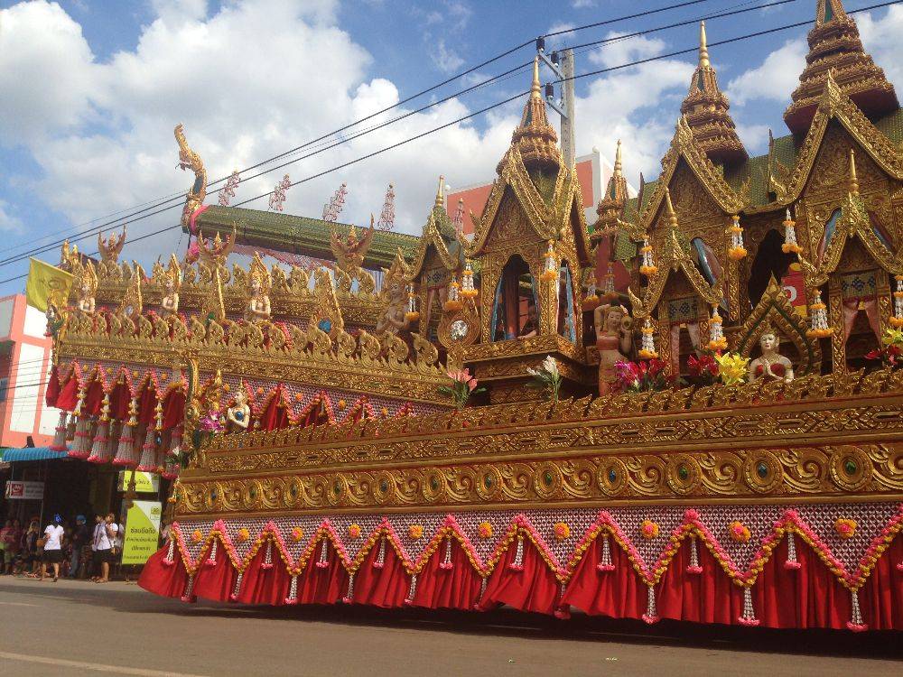 ประเพณีบุญบั้งไฟ อ.วังสามหมอ 2557