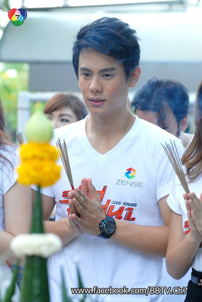 "เเบงค์-ซอนญ่า-โย่ง-ตาล" นำทีมนักเเสดงบวงสรวงละครซิทคอม "รหัสปริศนา CODE HUNTER"