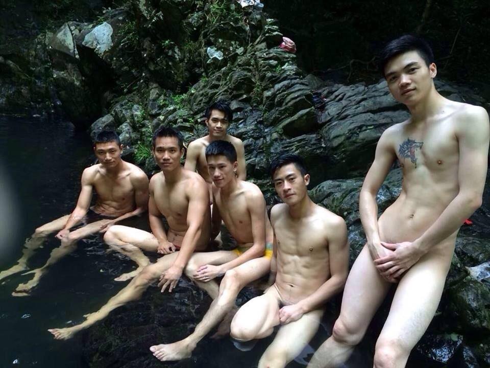 ร้อนจัง...เล่นน้ำกันมั้ย