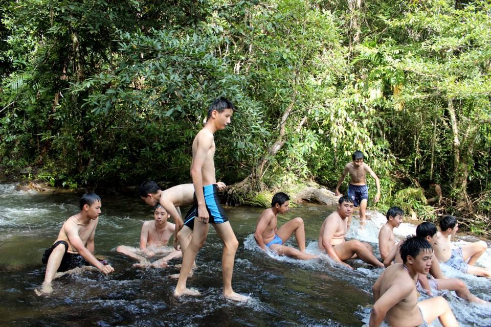 ร้อนจัง...เล่นน้ำกันมั้ย