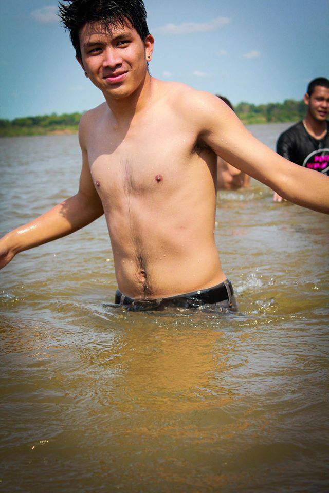 ร้อนจัง...เล่นน้ำกันมั้ย