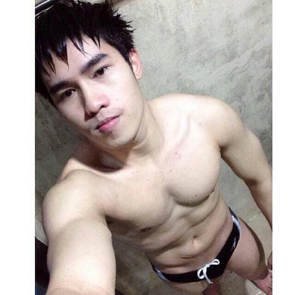 ขนมสักชิ้นไหม