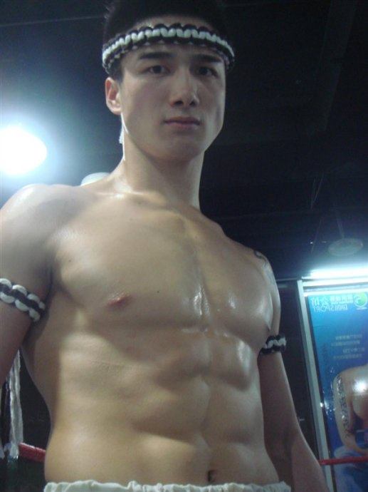 ขนมสักชิ้นไหม
