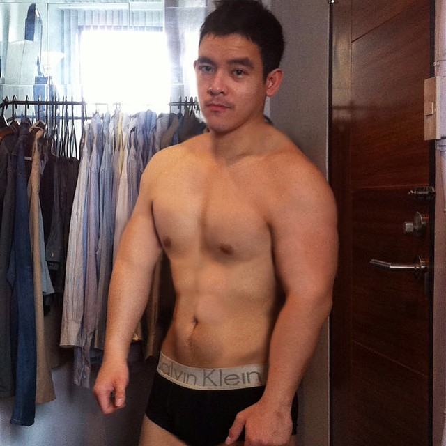 ขนมสักชิ้นไหม