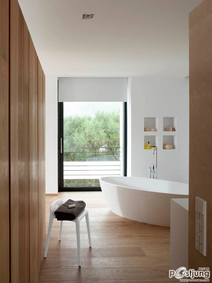 AC3 House by LF91